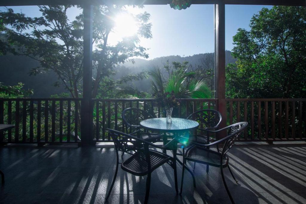 De Serenity - Exclusive Jungle Retreat Σερεμπάν Δωμάτιο φωτογραφία