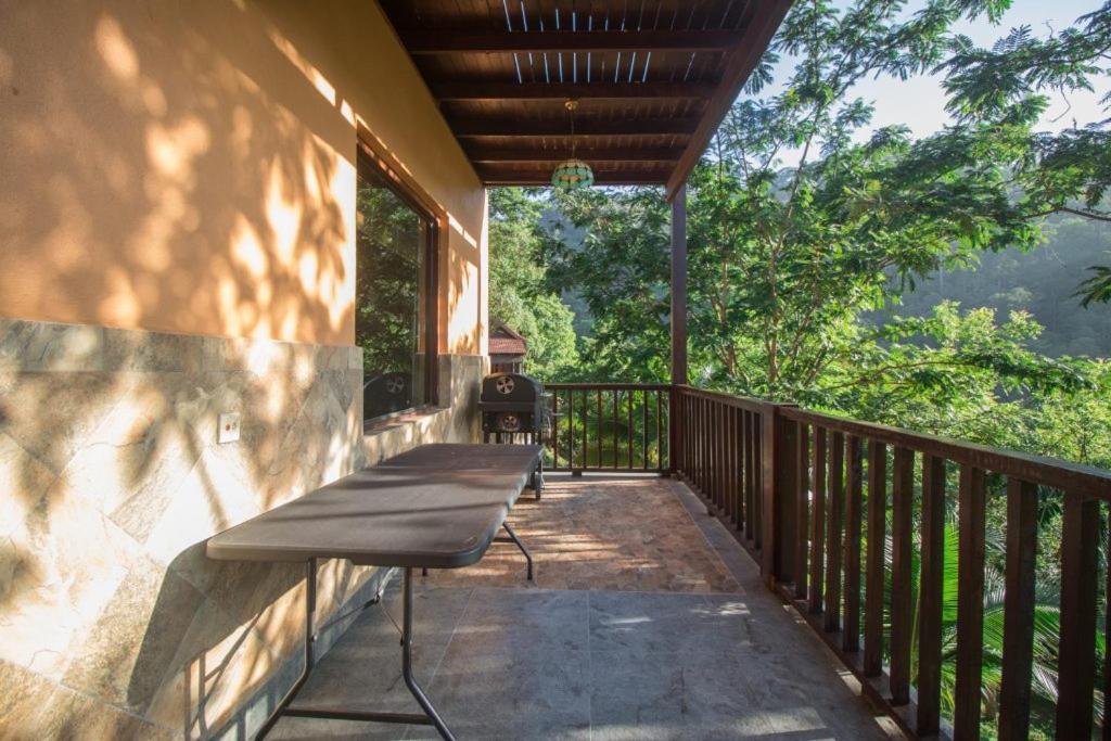 De Serenity - Exclusive Jungle Retreat Σερεμπάν Δωμάτιο φωτογραφία